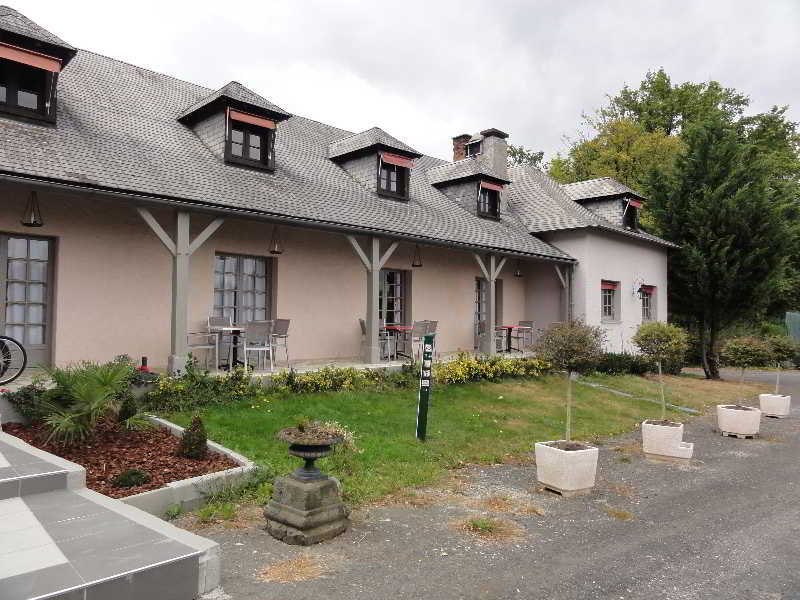 Hotel Restaurant Les Coquelicots, The Originals Relais Saint-Pardoux-l'Ortigier Eksteriør billede